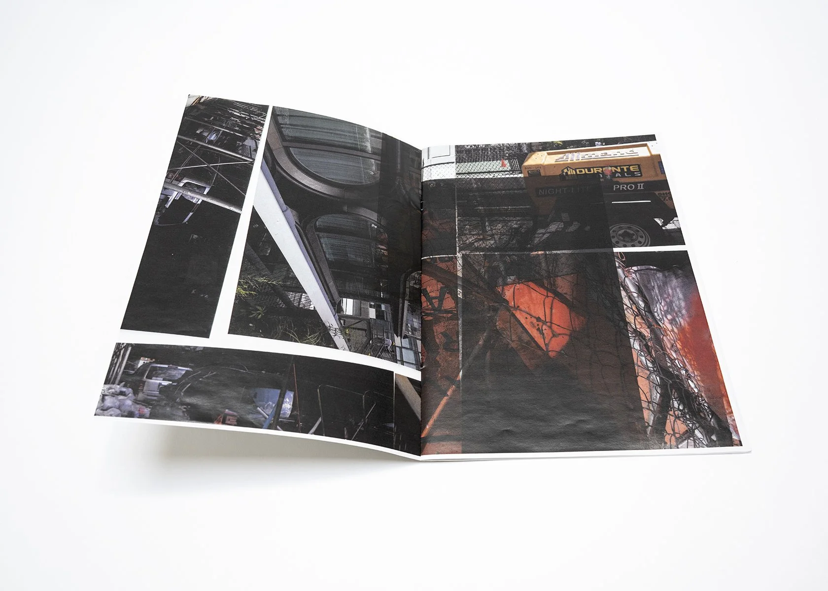 洋書 William Eggleston LOS ALAMOS William Eggleston - Los Alamos Catalogue (Signed